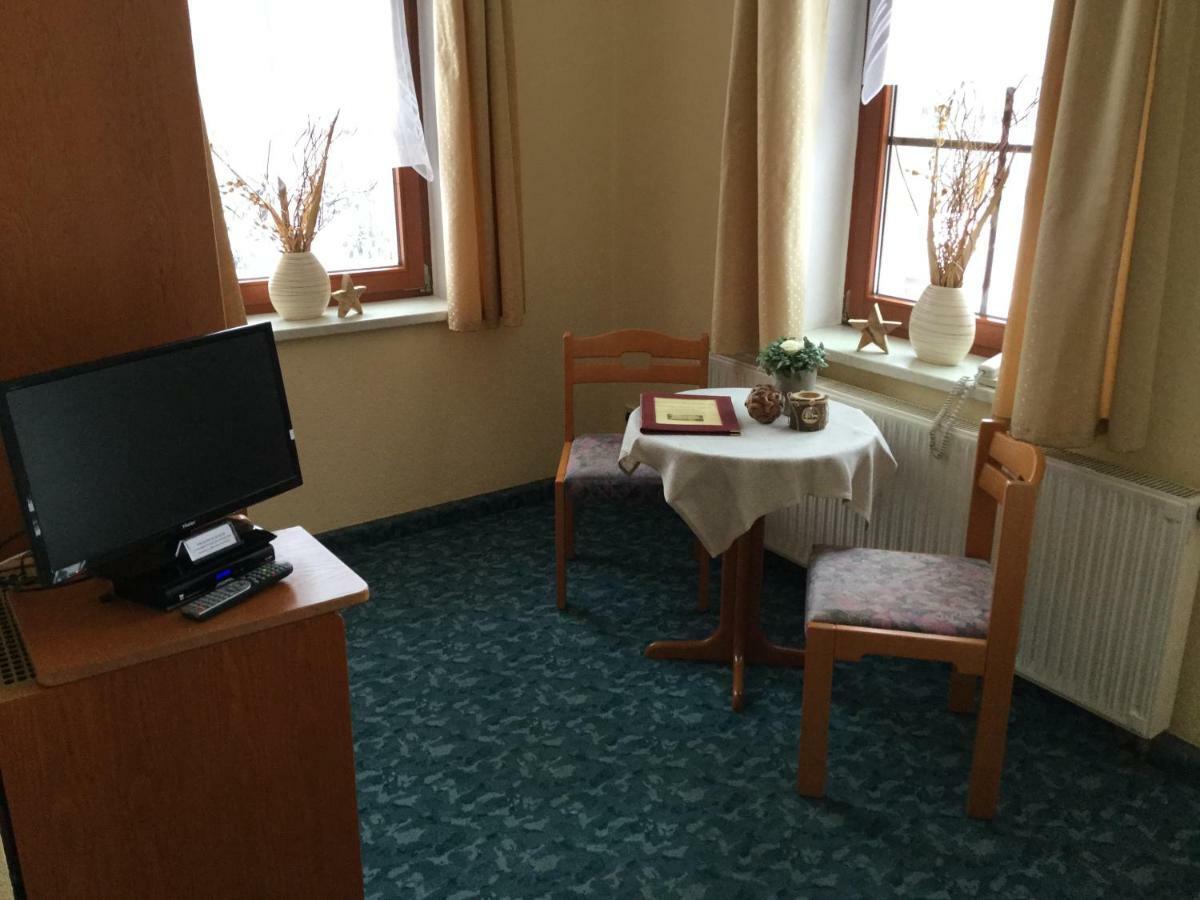 Waldgasthof & Hotel Alberthoehe Лихтенштайн Экстерьер фото